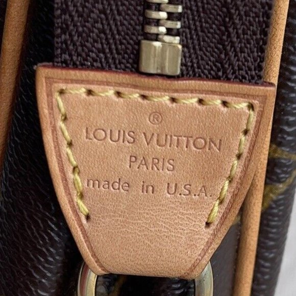 Louis Vuitton EVA CLUTCH with CROSSBODY STRAP in Great Condition - Picture 3 of 15